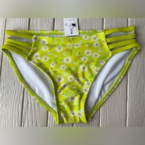 Target Art Class Girls Swimsuit Bottoms Size Medium 8 Green Daisy New with tags